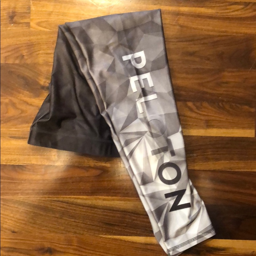 Peloton leggings by Terez.